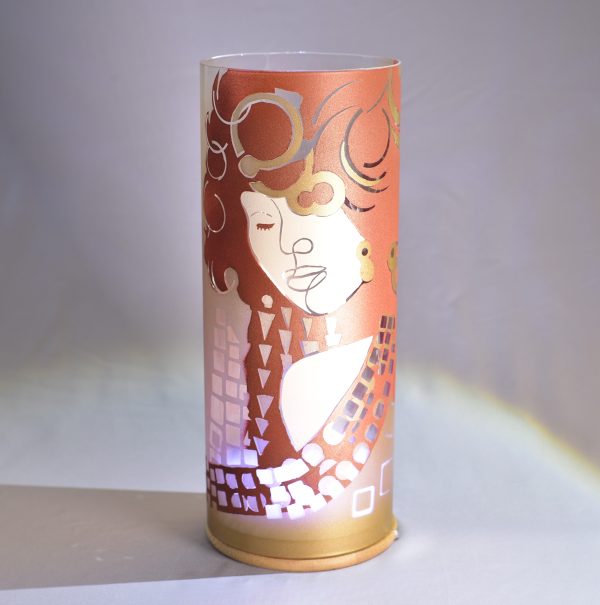 Red Head - Image 6